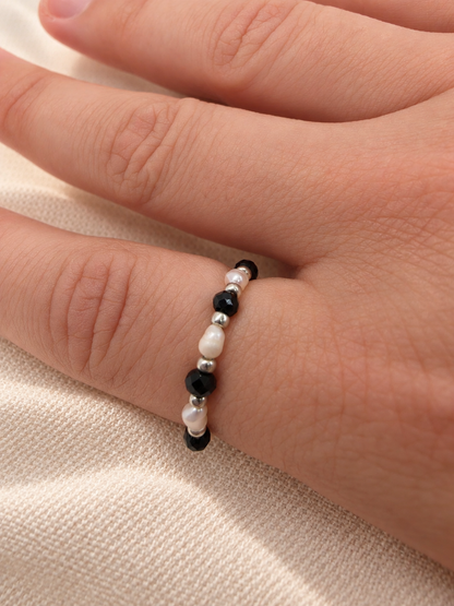 Nomi Ring